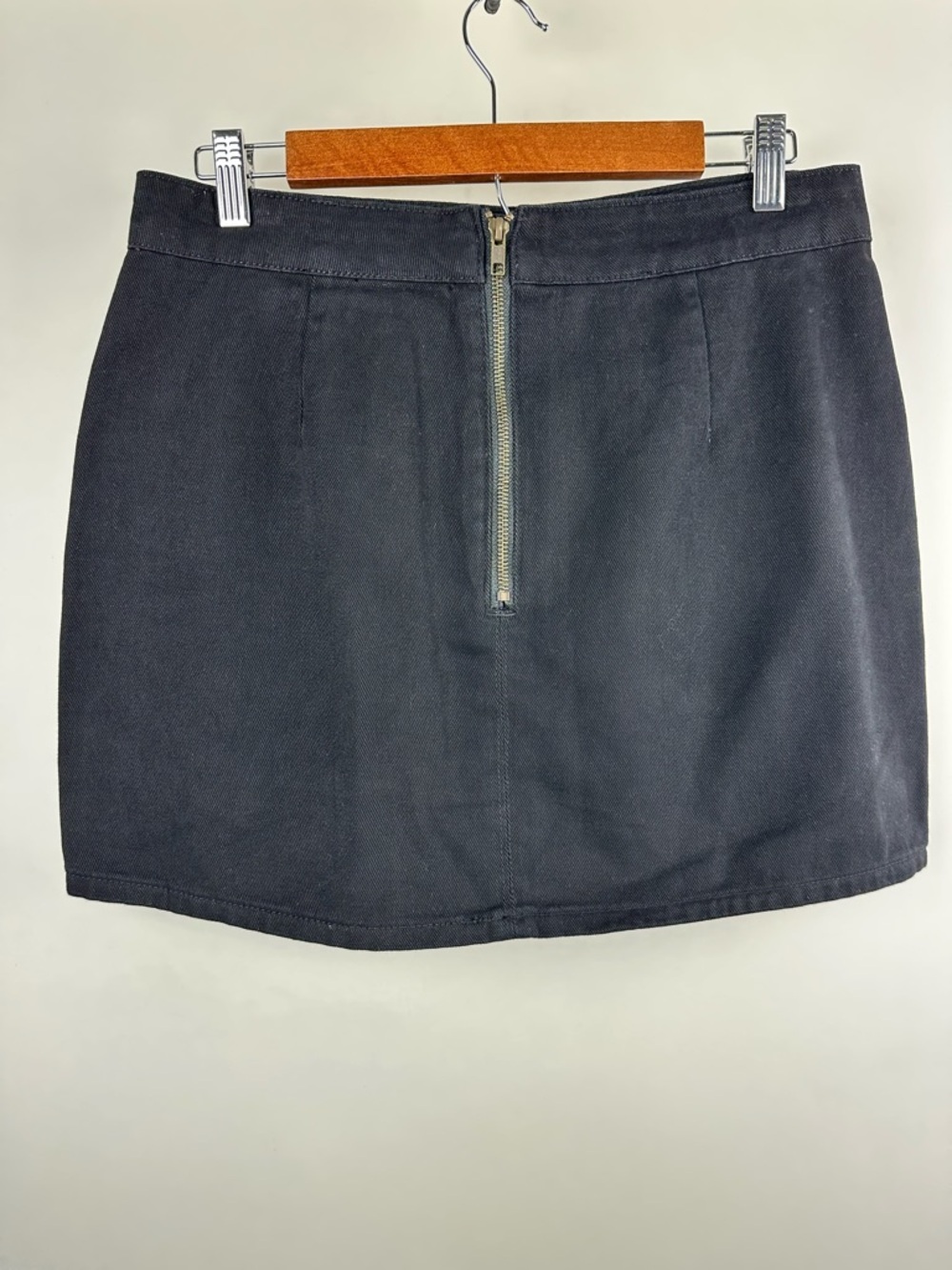 Lioness Black Mini Skirt Denim Classic Staple Front Slit Y2K Basic - Picture 4 of 8